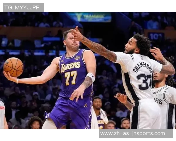 精彩对决看10月28日马刺对湖人直播全程回顾与赛后分析 精彩对决看10月28日马刺对湖人直播全程回顾与赛后分析